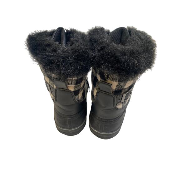 Torrid Plaid Faux Fur Trim Lace Up Duck Boots Winter NWOT Sz 9 Water Resistant - Picture 10 of 13